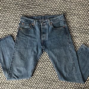 Levi's 501 Medium Wash